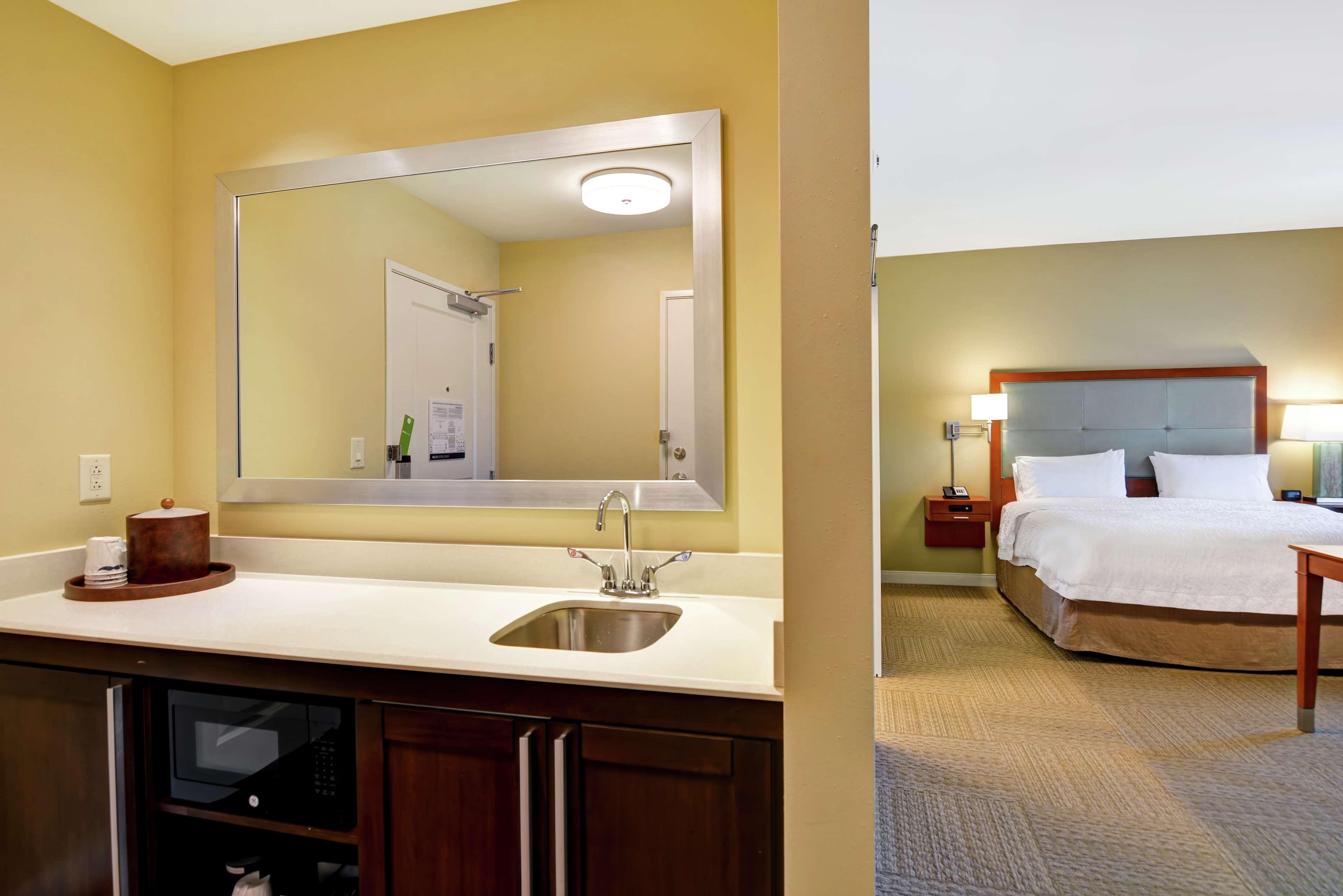 Hampton Inn & Suites Charleston Airport Норт-Чарлстон Екстер'єр фото