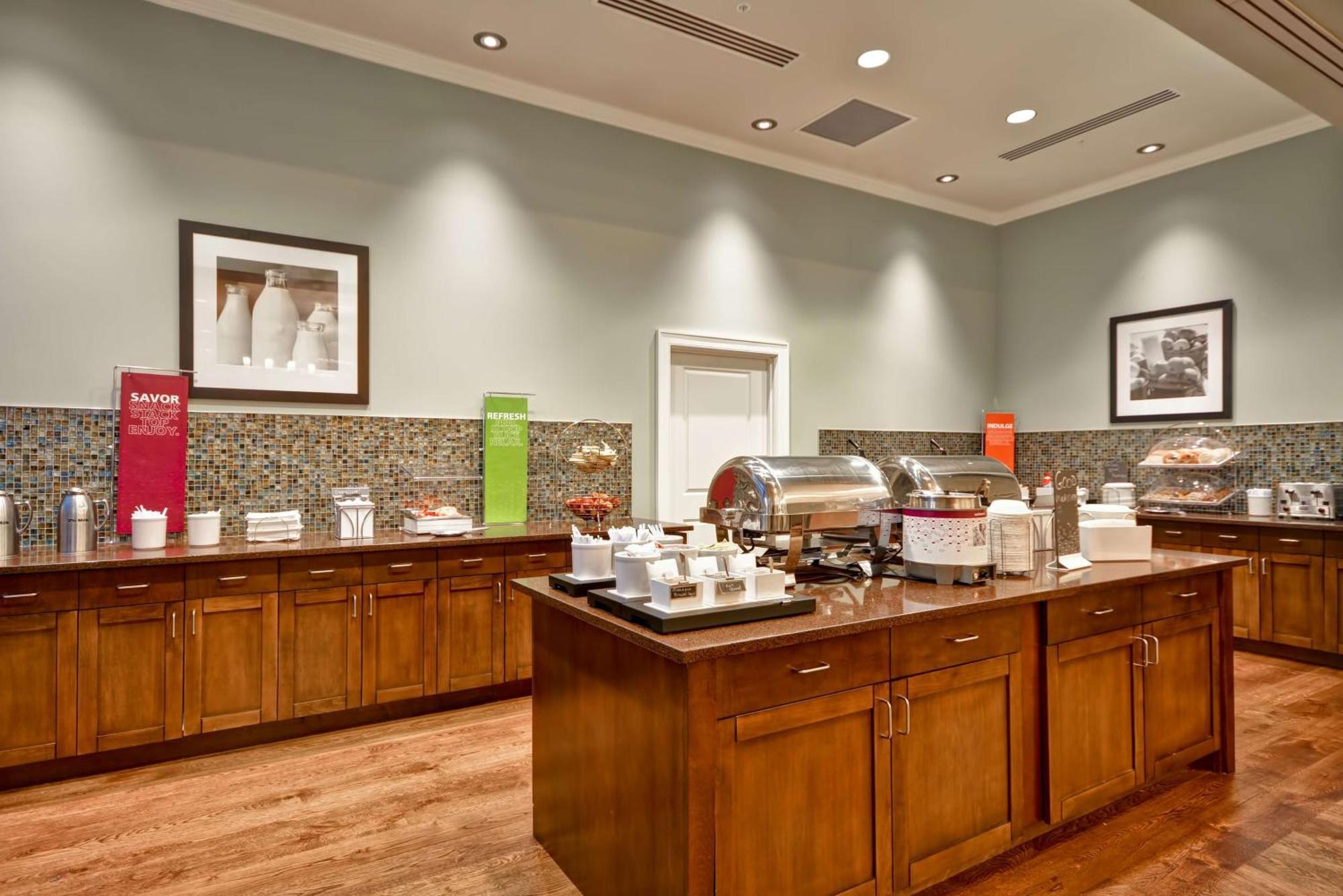 Hampton Inn & Suites Charleston Airport Норт-Чарлстон Екстер'єр фото