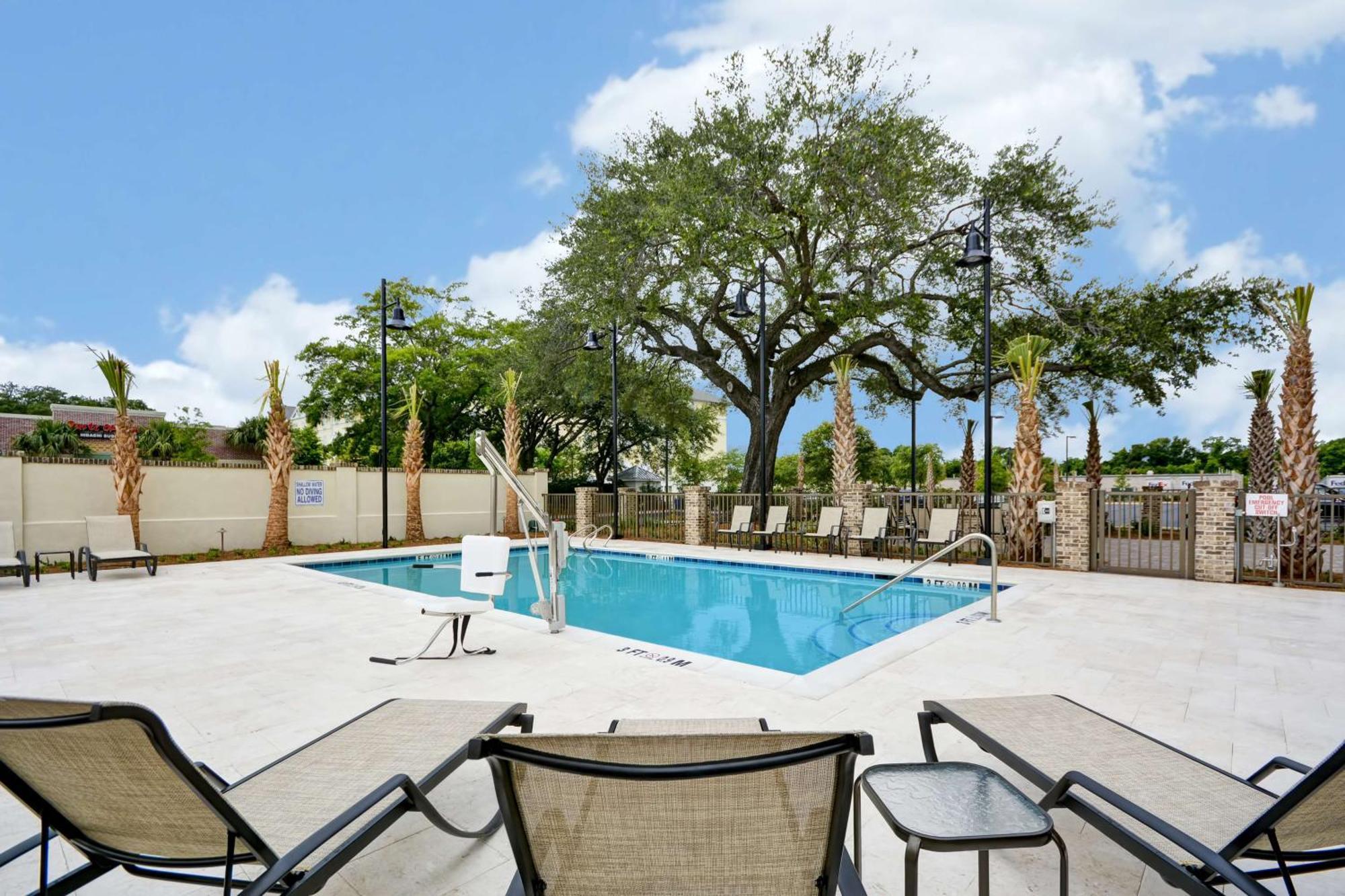 Hampton Inn & Suites Charleston Airport Норт-Чарлстон Екстер'єр фото